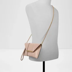 Aldo Feille clutch