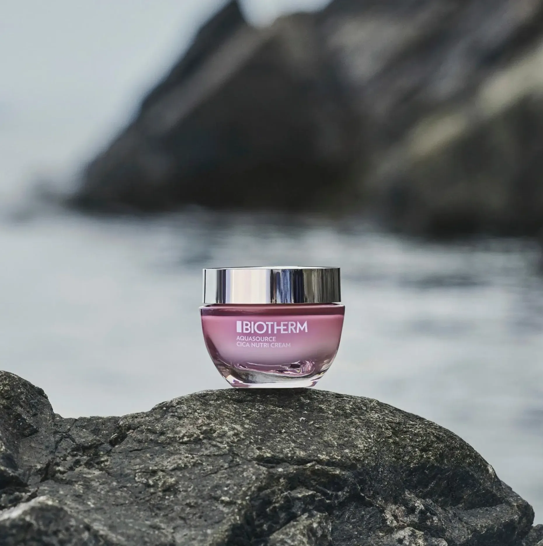Biotherm Aquasource Cica Nutri Moisturizing Day Cream päivävoide 50 ml