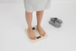 Brabantia ReNew digitaalinen henkilövaaka soft beige
