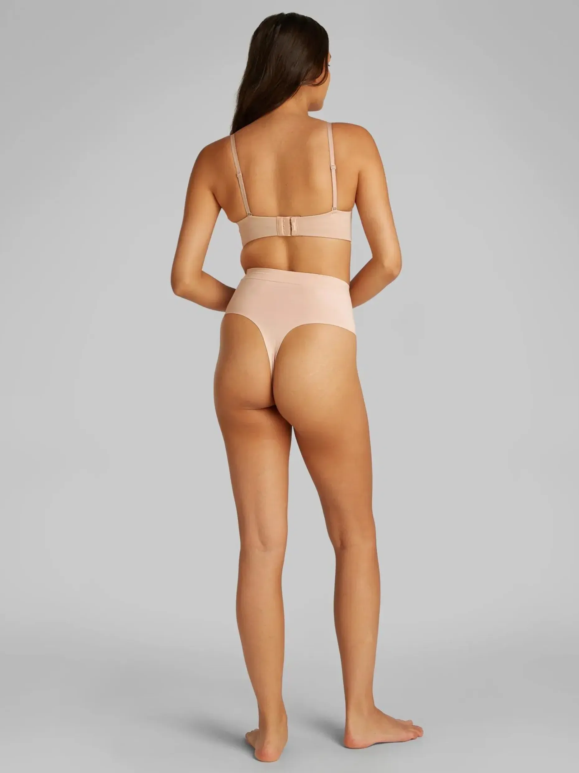 Calvin Klein Perfectly Fit Lightly Lined olkaimettomat rintaliivit