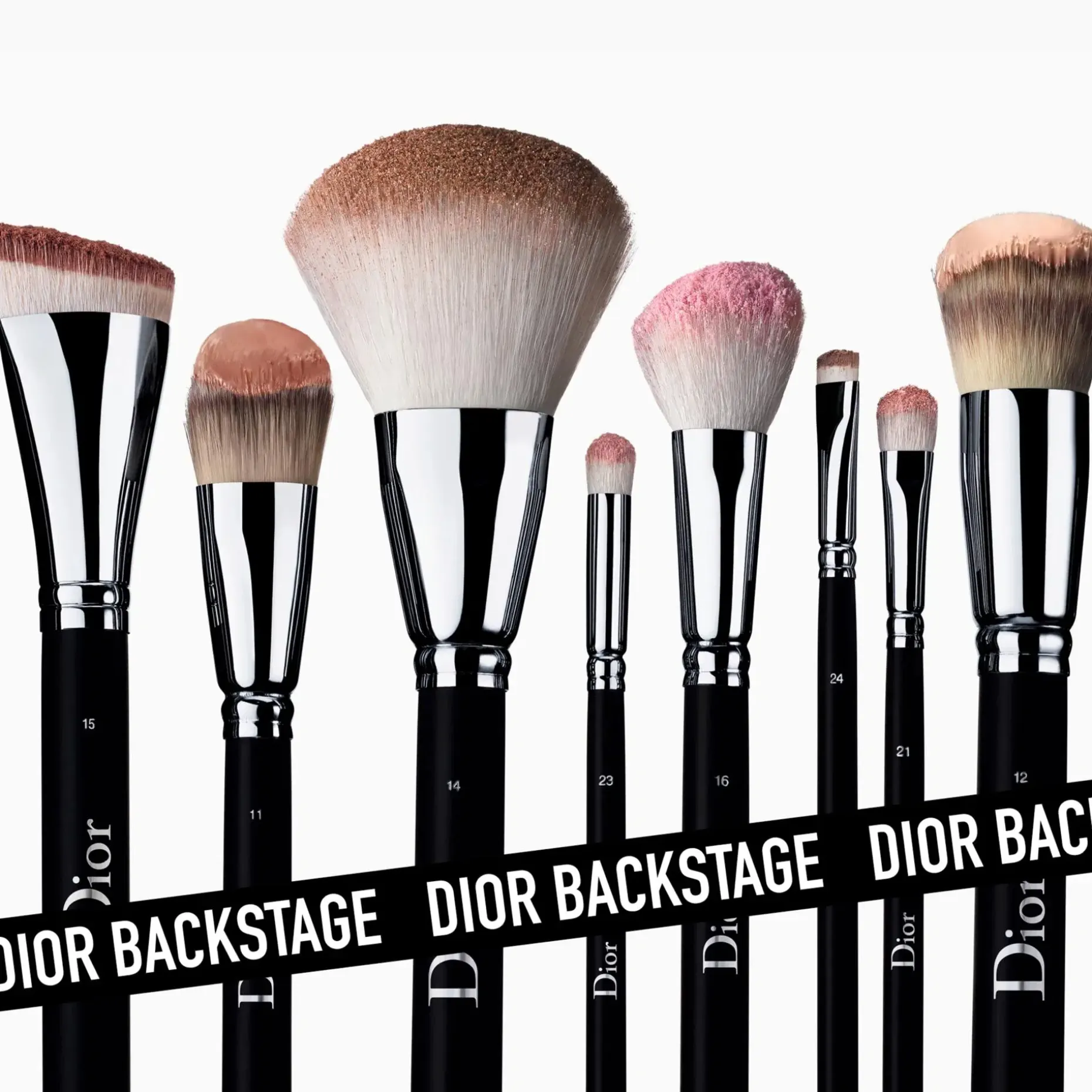 DIOR BACKSTAGE Large Eyeshadow Blending Brush N23 luomivärisivellin