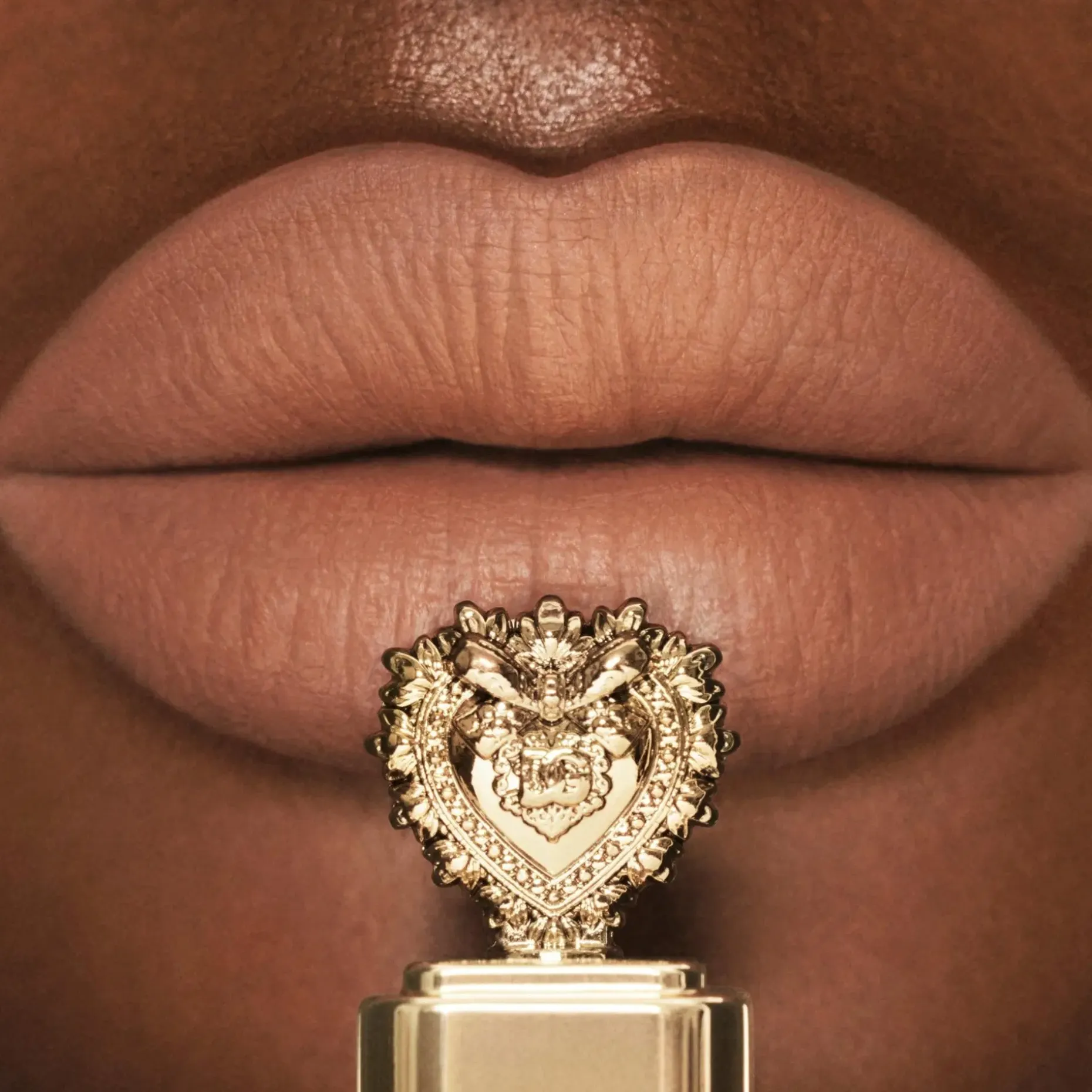 Dolce & Gabbana Everkiss Soft Matte Liquid Lipstick huulipuna 5 ml