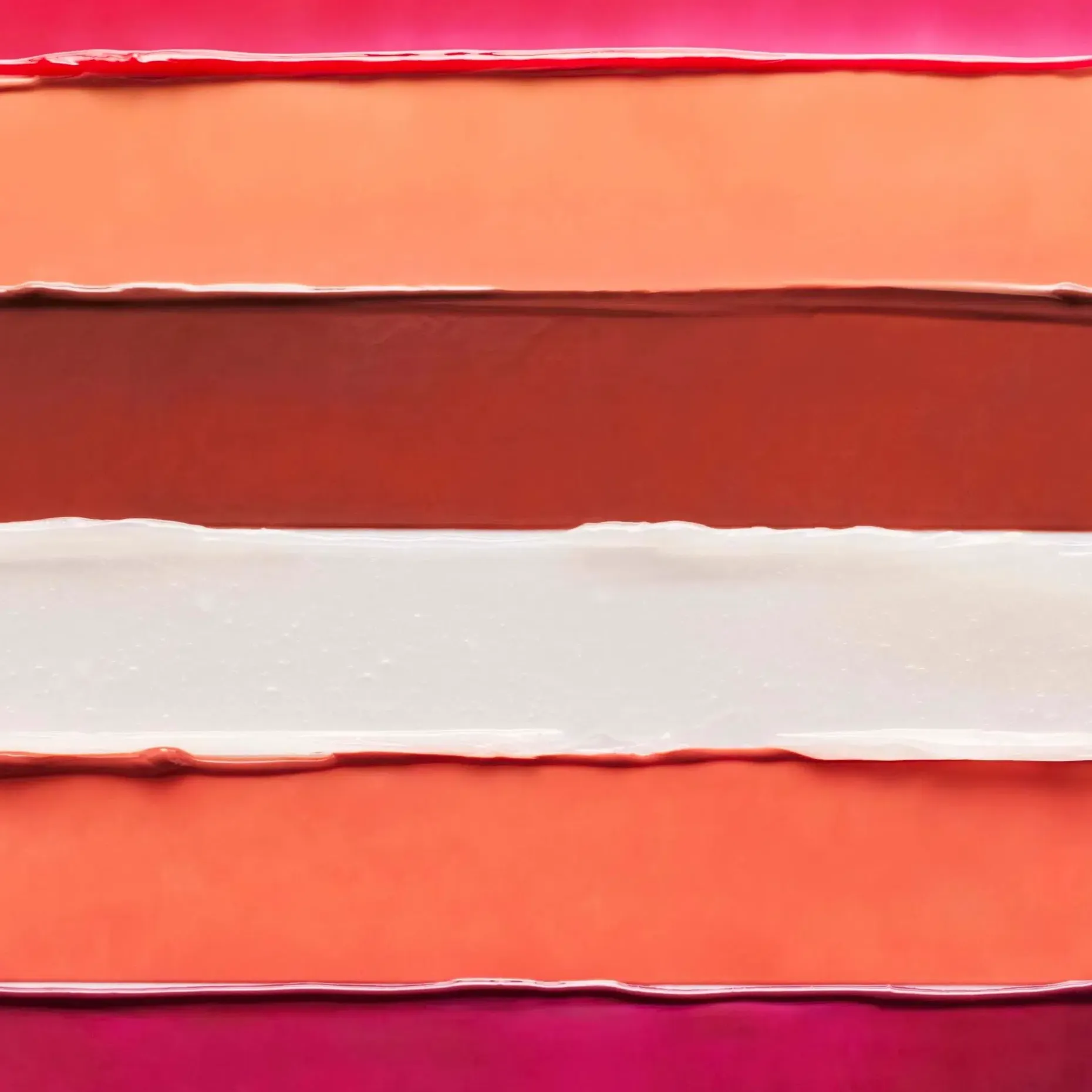 e.l.f. Pout Clout Lip Plumping Pen sävytetty huulikiilto 2 g