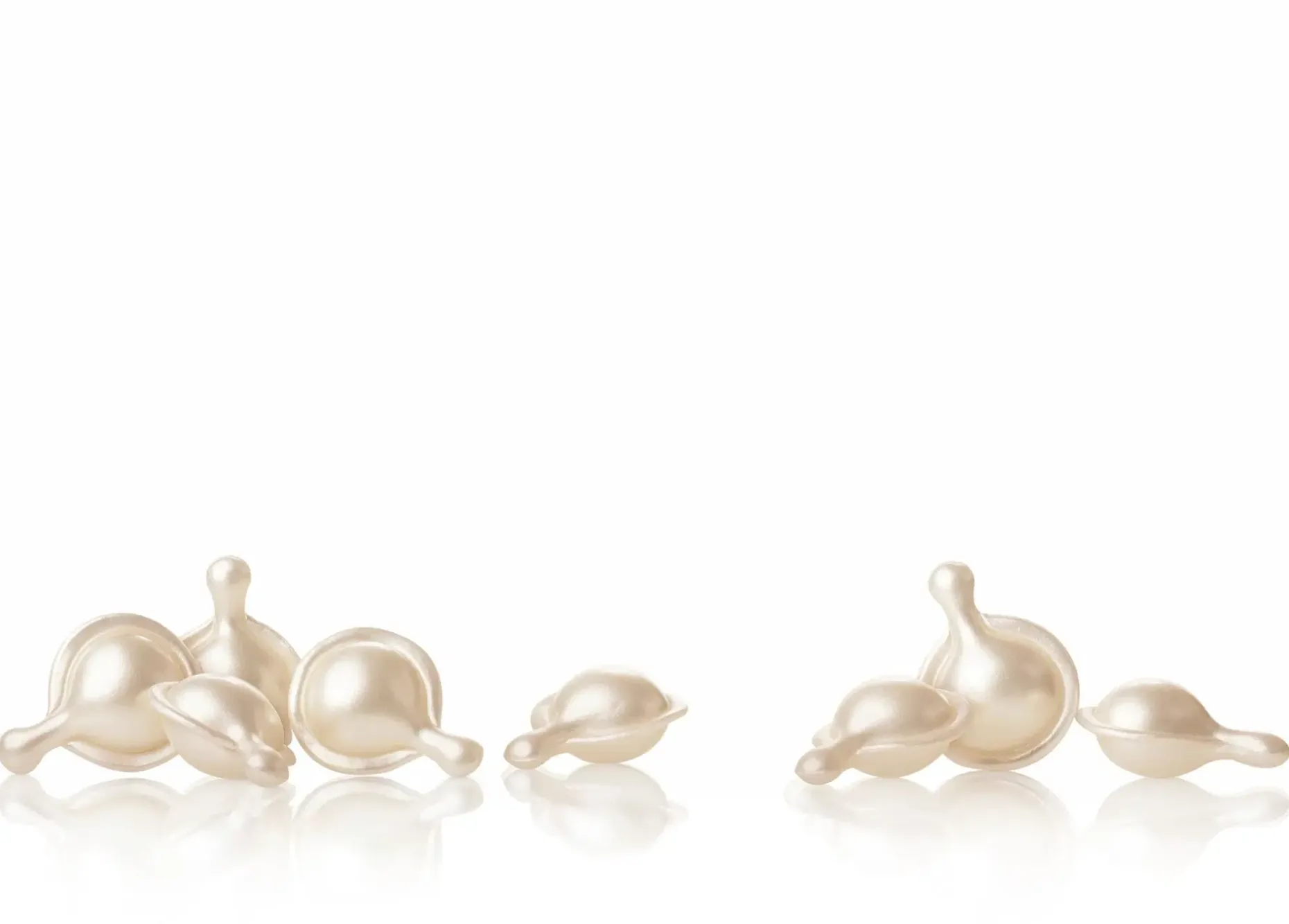 Elizabeth Arden Ceramide Capsules Hyaluronic acid + peptides seerumikapselit 30 kpl 14ml