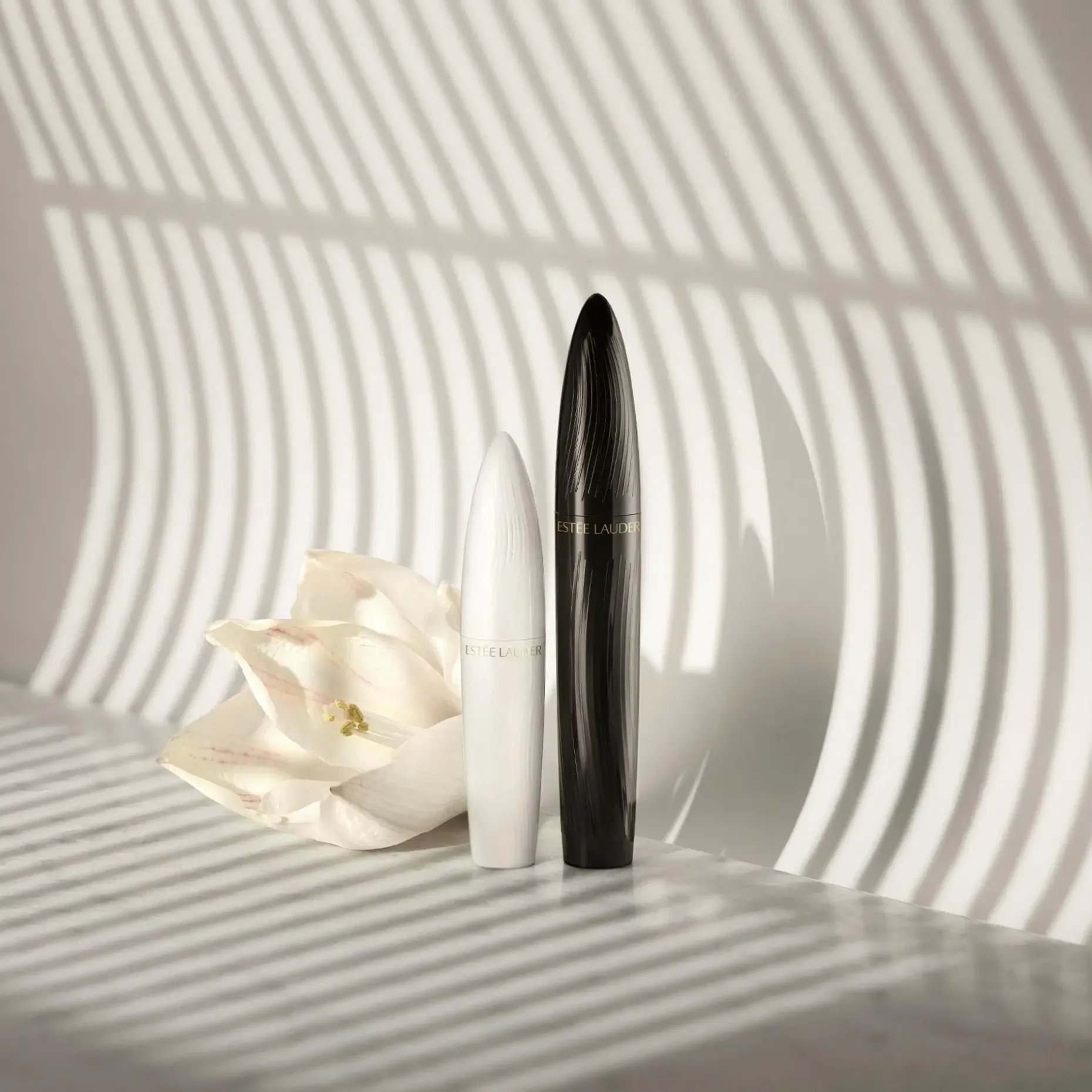 Estée Lauder Turbo Lash Night Revitalizing Serum Lash & Brow ripsi- ja kulmakarvaseerumi 6 ml