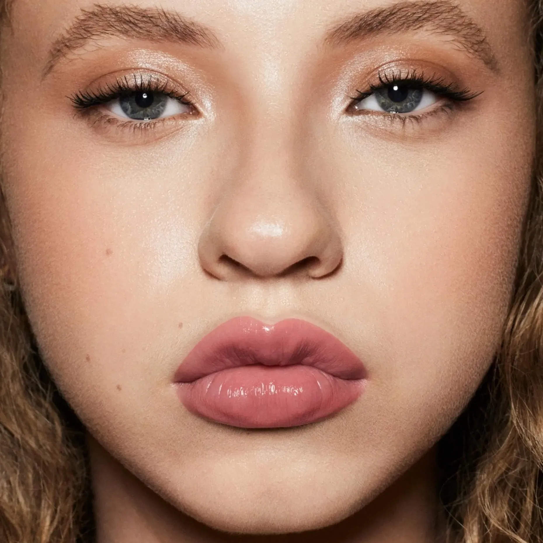Fenty Beauty Gloss Bomb Stick kiiltohuulipuna 3,7 g