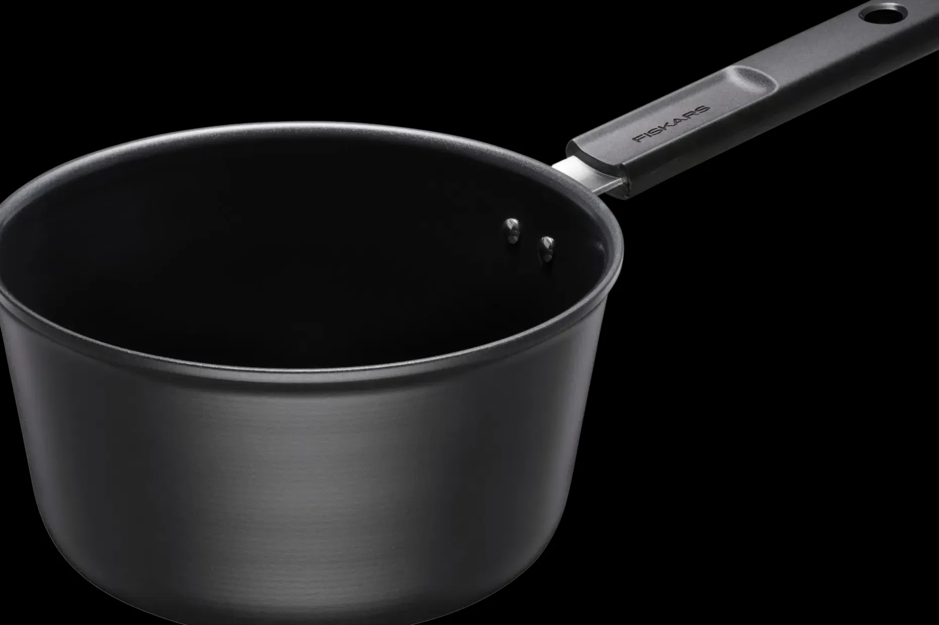 Fiskars Hard Face kasari 2,5 L kannella