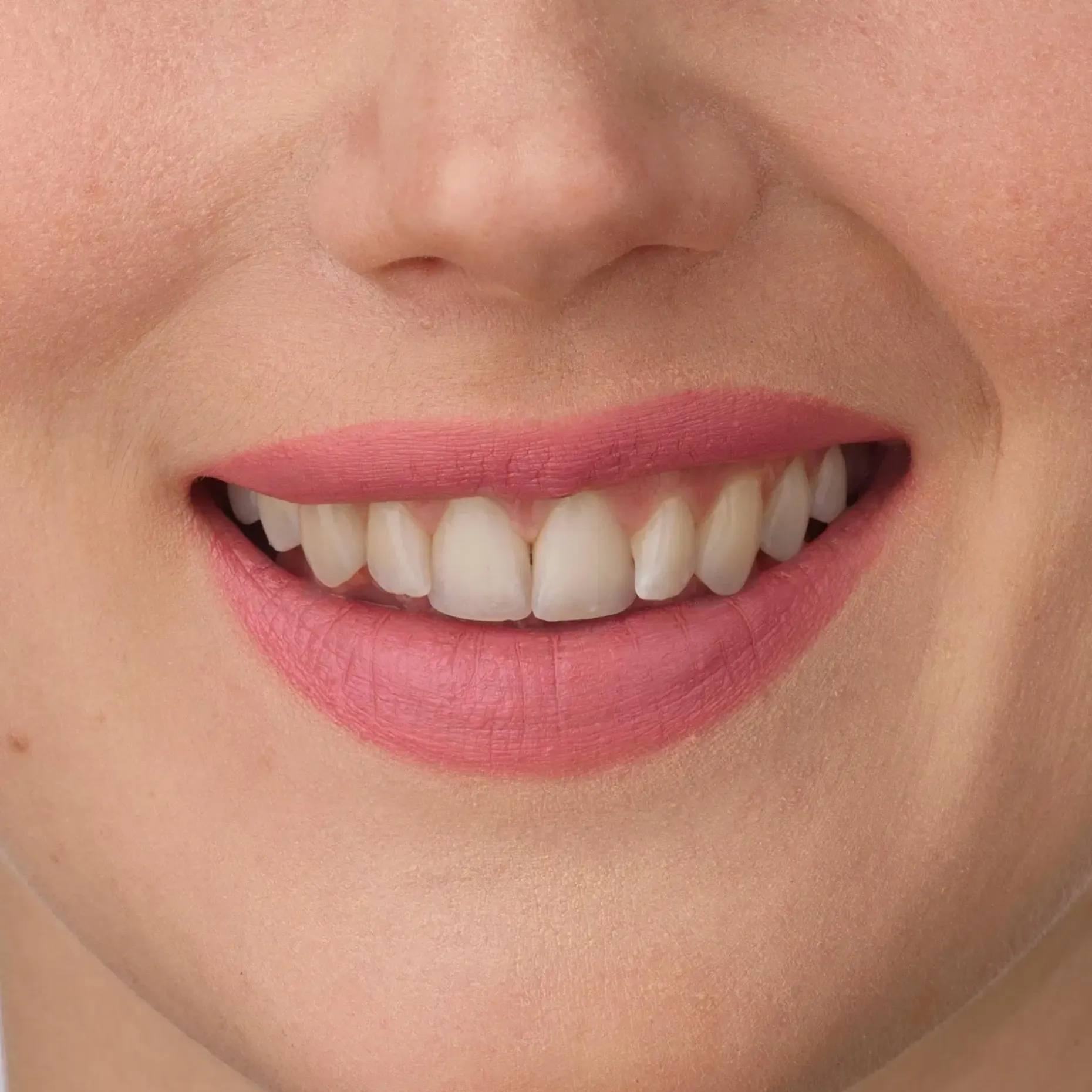 IsaDora Perfect Moisture Lipstick huulipuna 4 ml