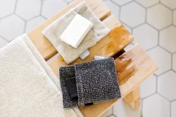 Lapuan Kankurit Kivi saippuapesin zero waste musta-pellava