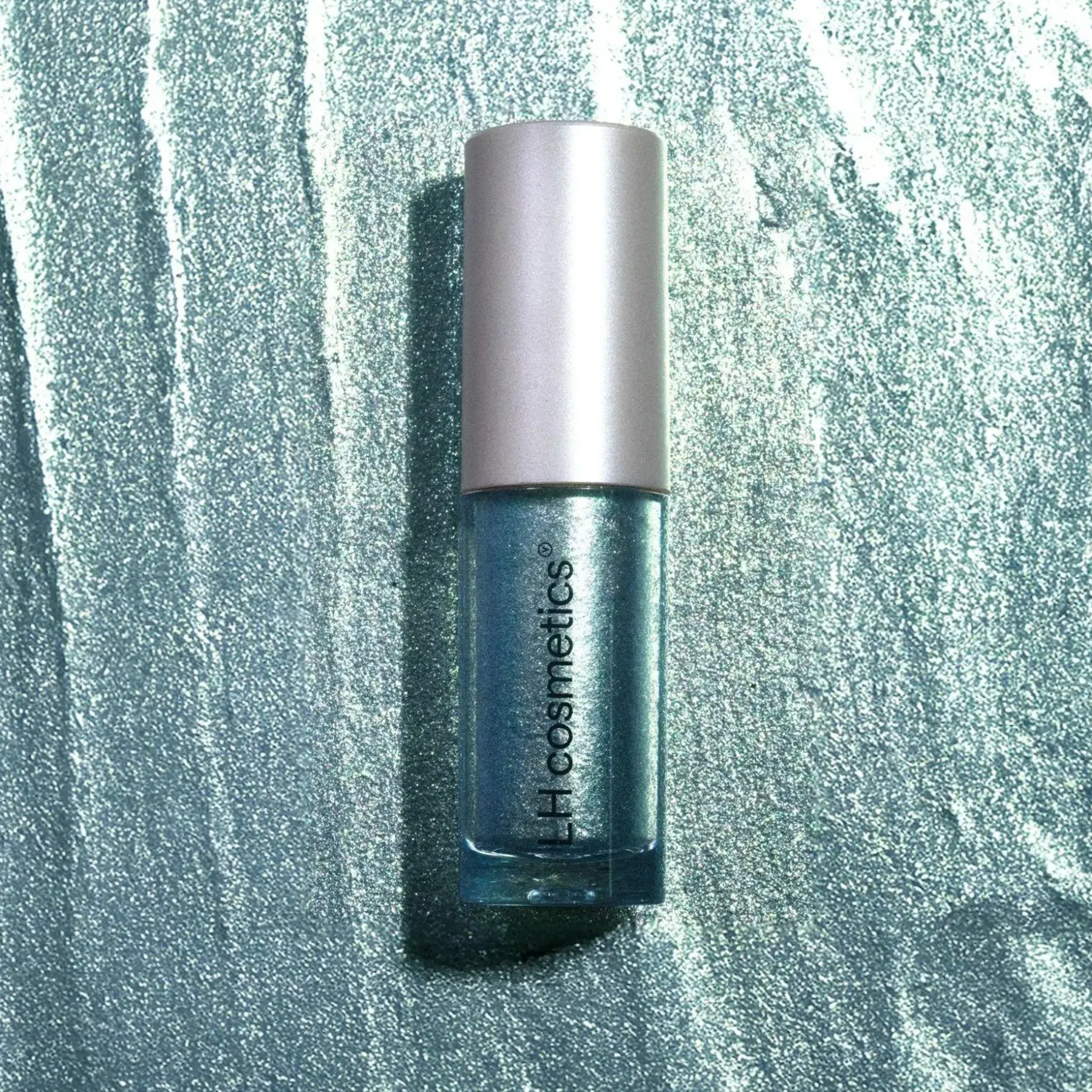 LH Cosmetics x Jenna Tanisha Sparkl -nestemäinen luomiväri 3,3 ml