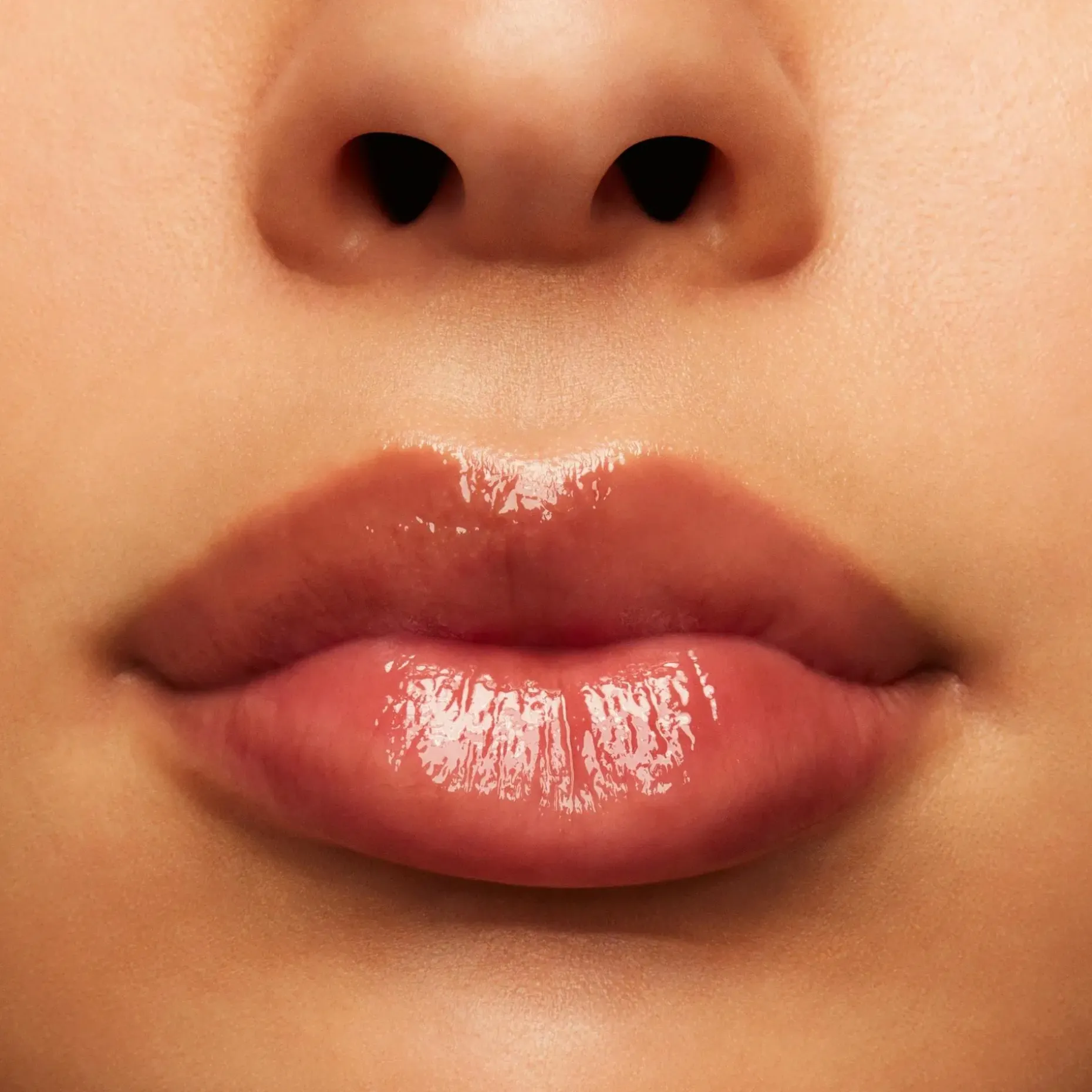 MAC Cosmetics Squirt Plumping Lipgloss Stick -huulikiilto 2,3 g