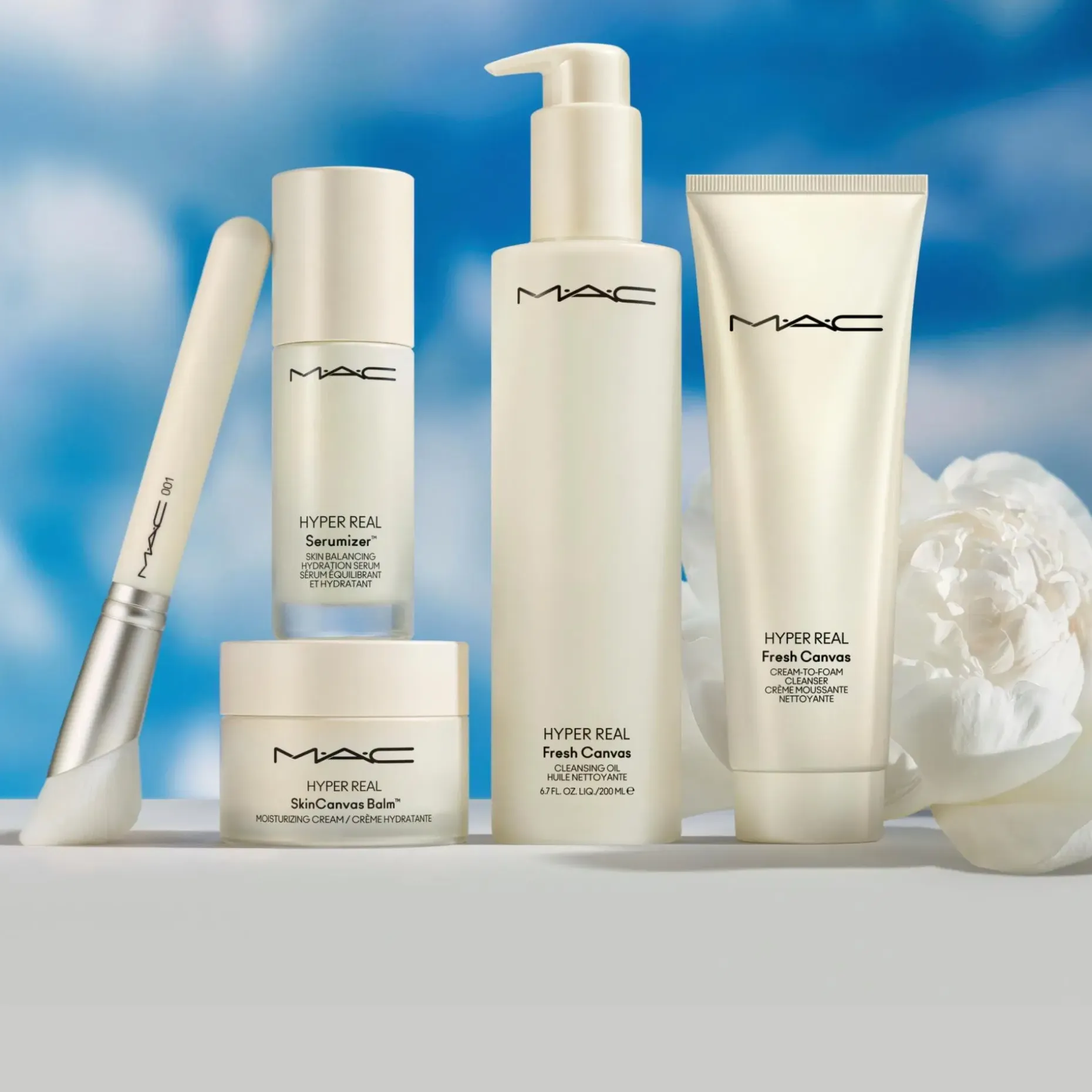 MAC Hyper Real Cream-To-Foam Cleanser kasvopuhdistus 30 ml