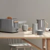 Stelton Emma termoskannu teelle 1,0 l, vaaleanharmaa